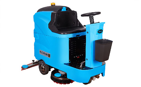 優(yōu)尼斯小寶馬U700駕駛式洗地機(jī)，YYDS