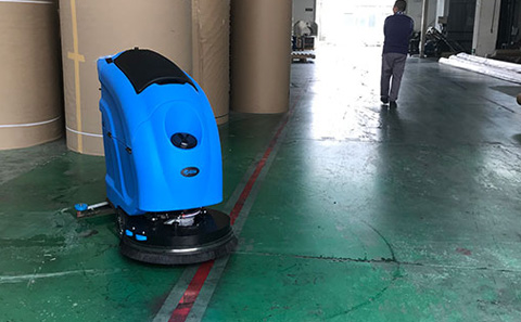 蘇州洗地機(jī)，操作指南之實(shí)際使用步驟