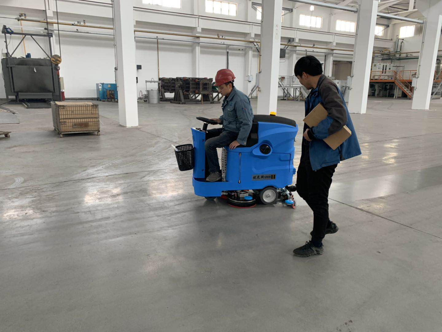 常熟洗地機