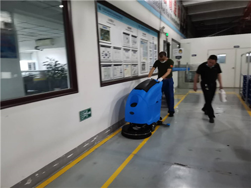 蘇州手推式洗地機(jī)