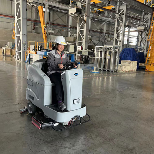 車間用駕駛式洗地機